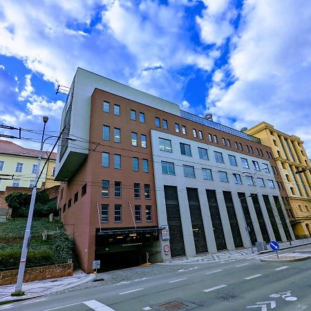 Hotel U Ceske Koruny Hradec Králové Buitenkant foto